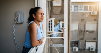 Vous vivez en HLM ? Attention avant d'installer une climatisation